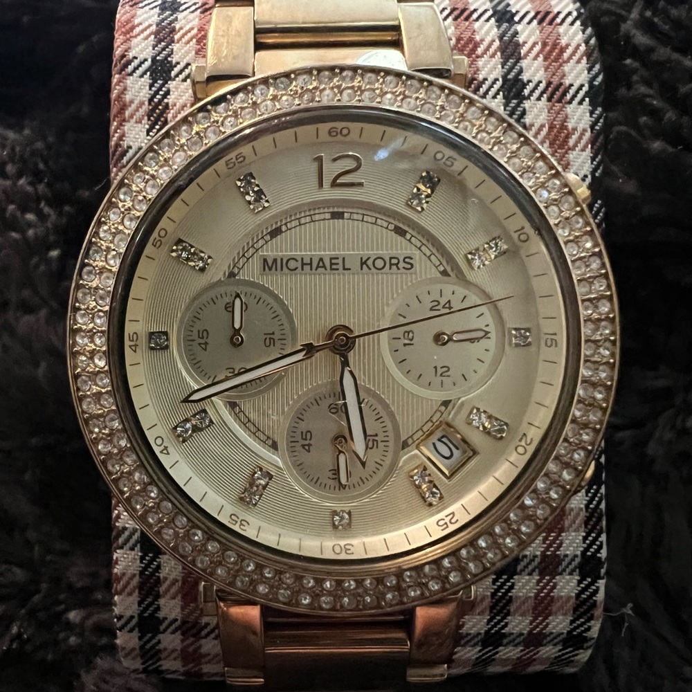 Michael Kors Gold tone Watch M5354
